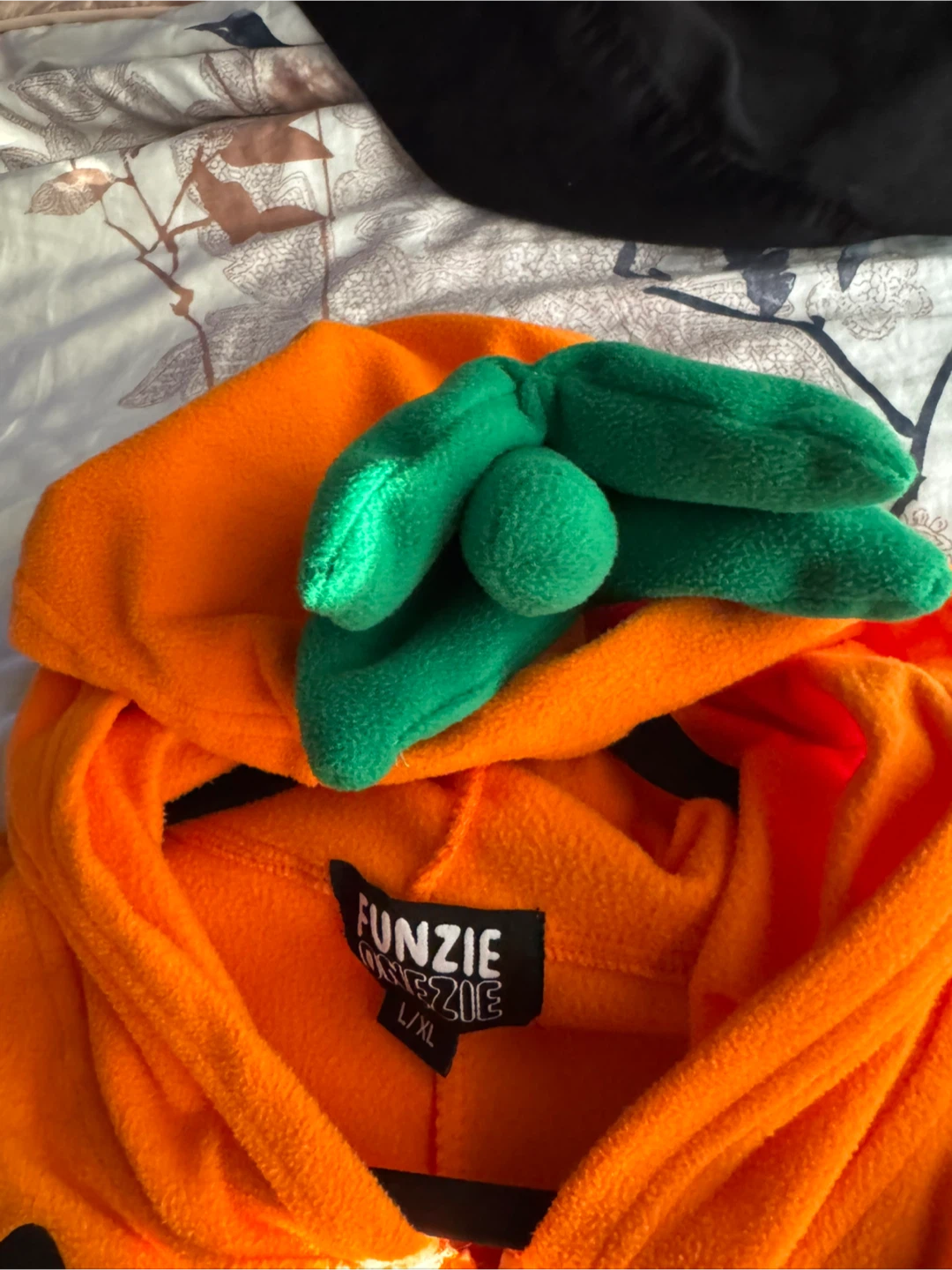 Funzie Onesie Pumpkin Costume L/XL - photo 4