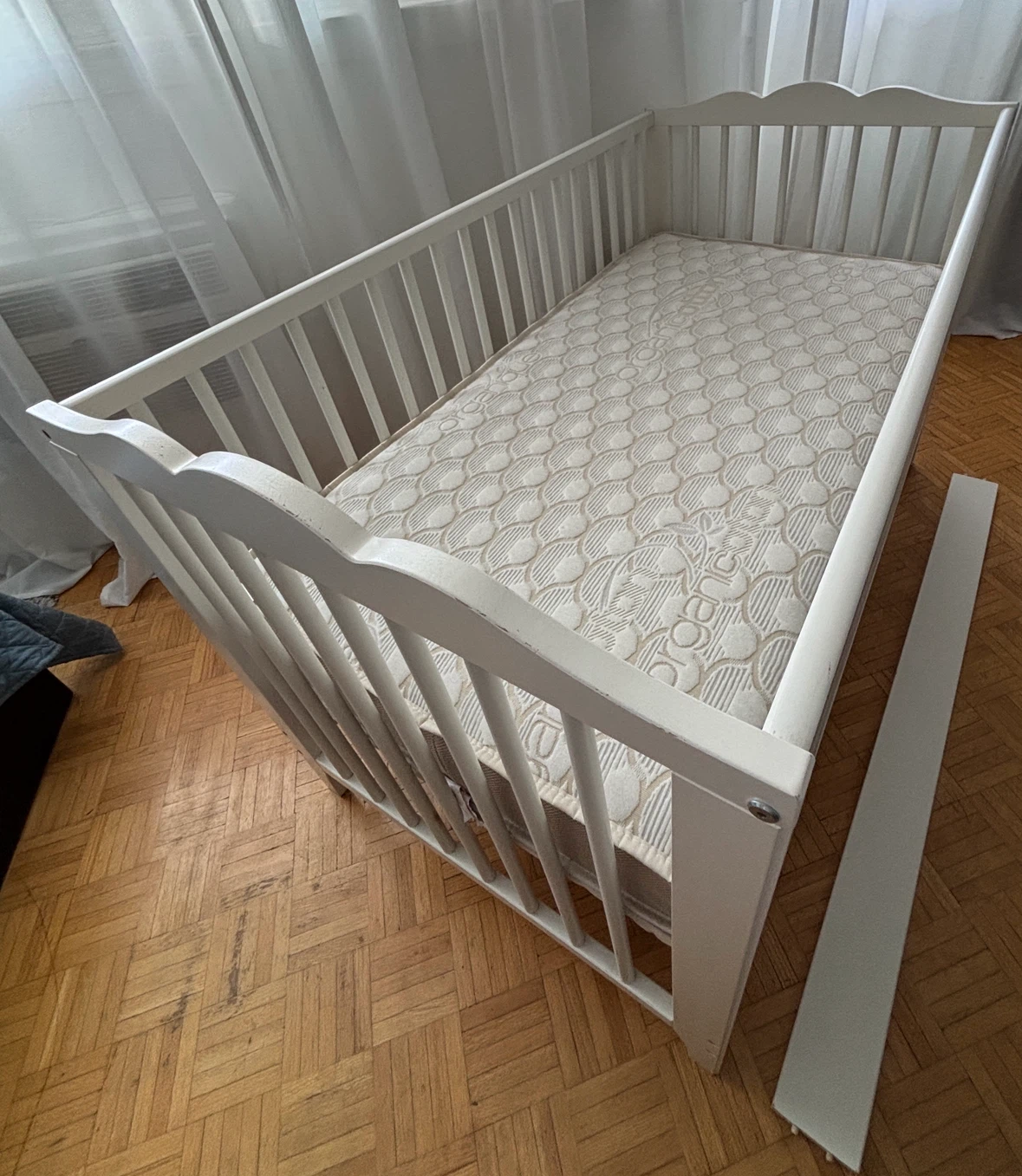 IKEA HENSVIK Crib with Mattress