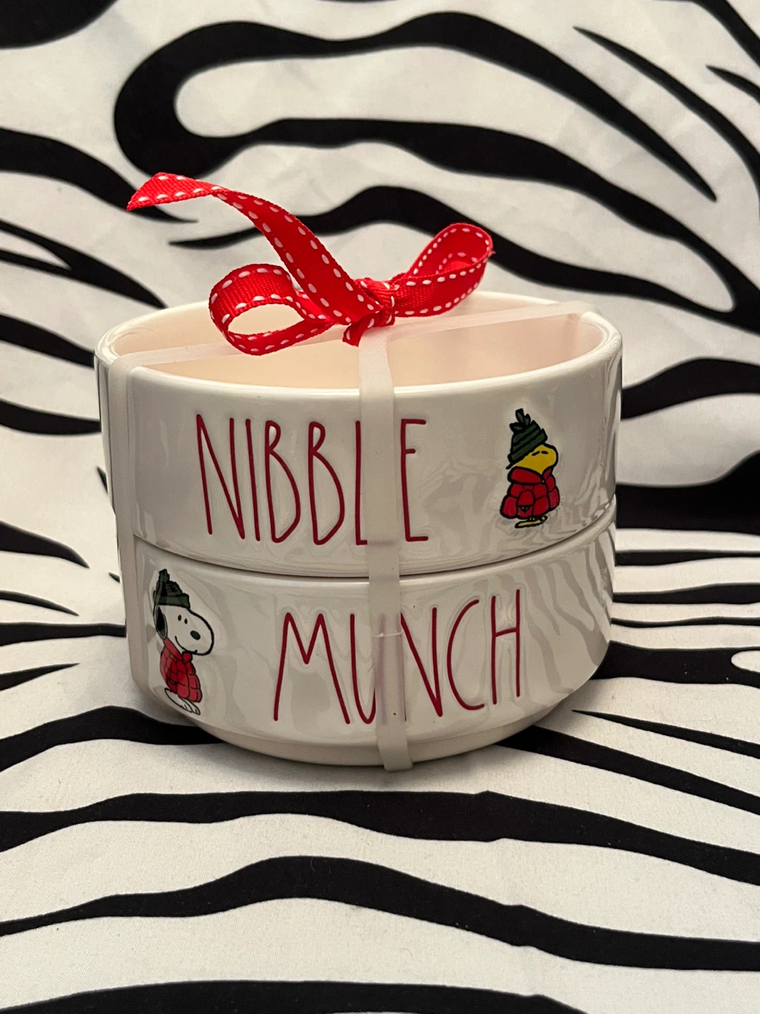 🎄 Rae Dunn x Peanuts "Nibble & Munch" ceramic bowl set 🎄