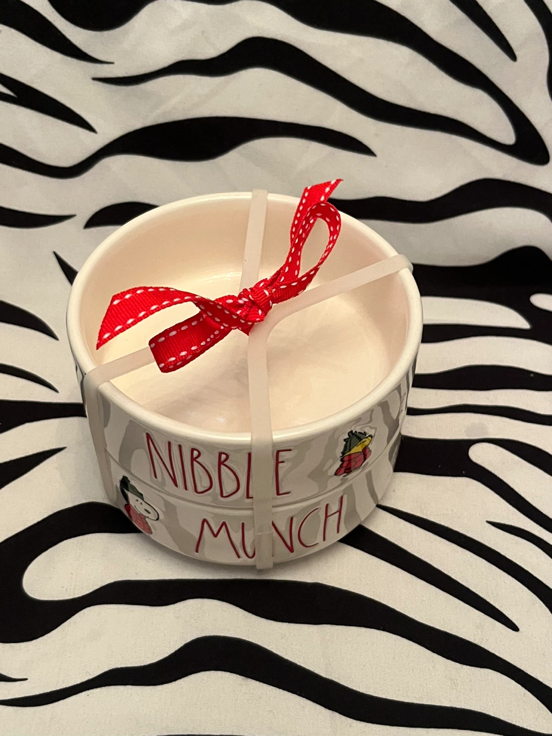 🎄 Rae Dunn x Peanuts "Nibble & Munch" ceramic bowl set 🎄 - photo 4