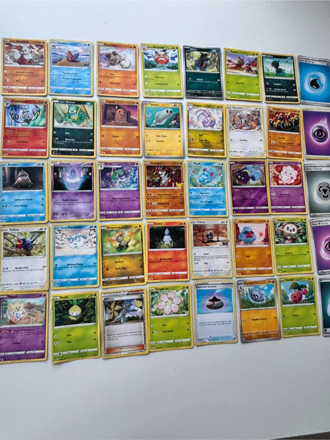 40 Assorted Pokémon Trading Cards - photo 2