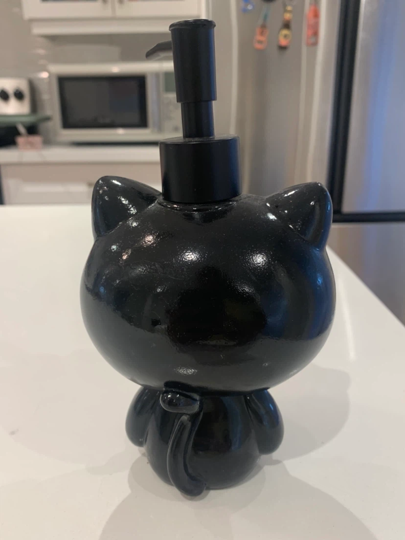 Hello Kitty Black Cat Lotion Pump Dispenser - photo 3