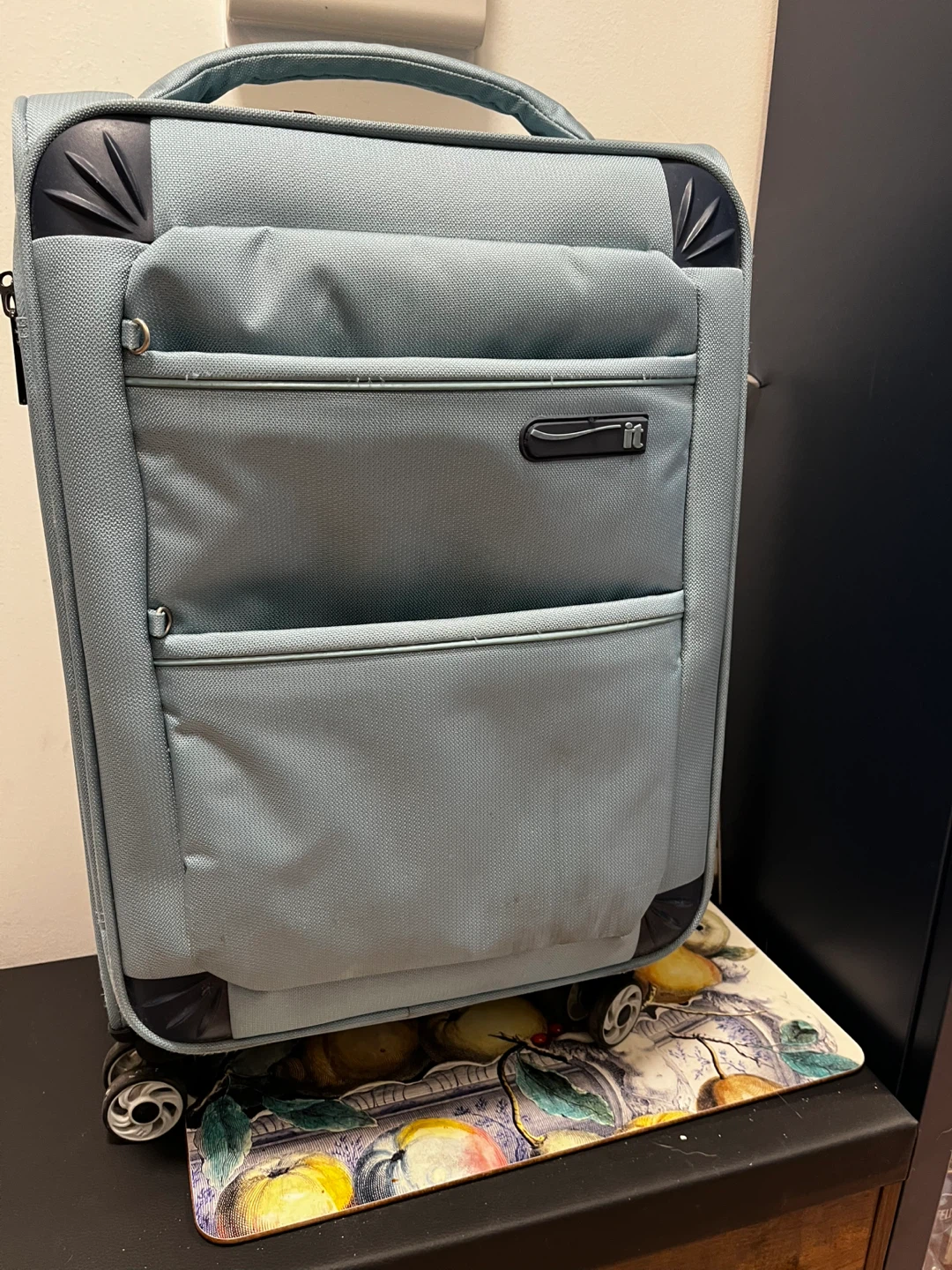 IT Luggage Light Blue Carry-On Spinner Suitcase