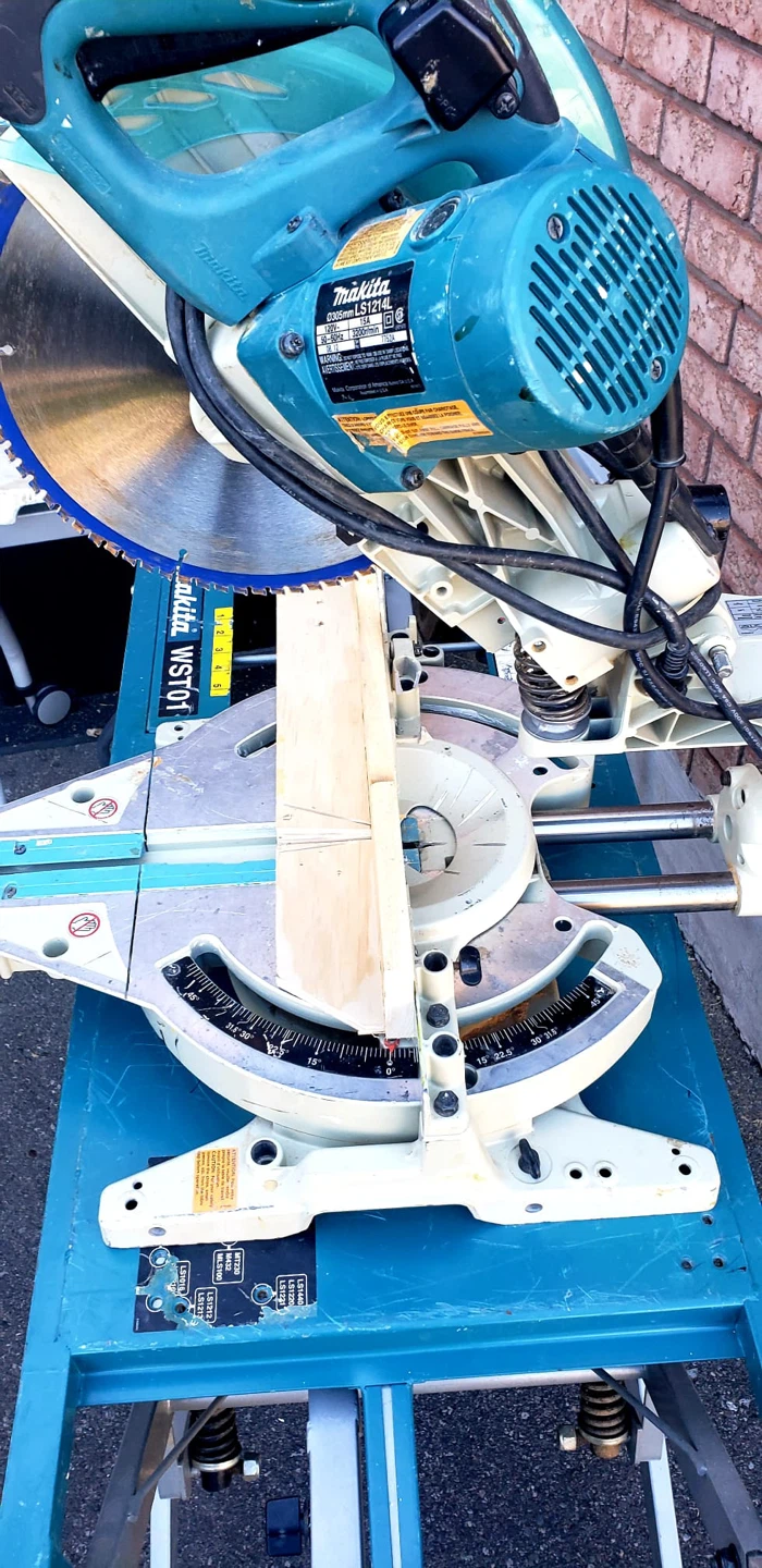 Makita Miter Saw with Stand - photo 3