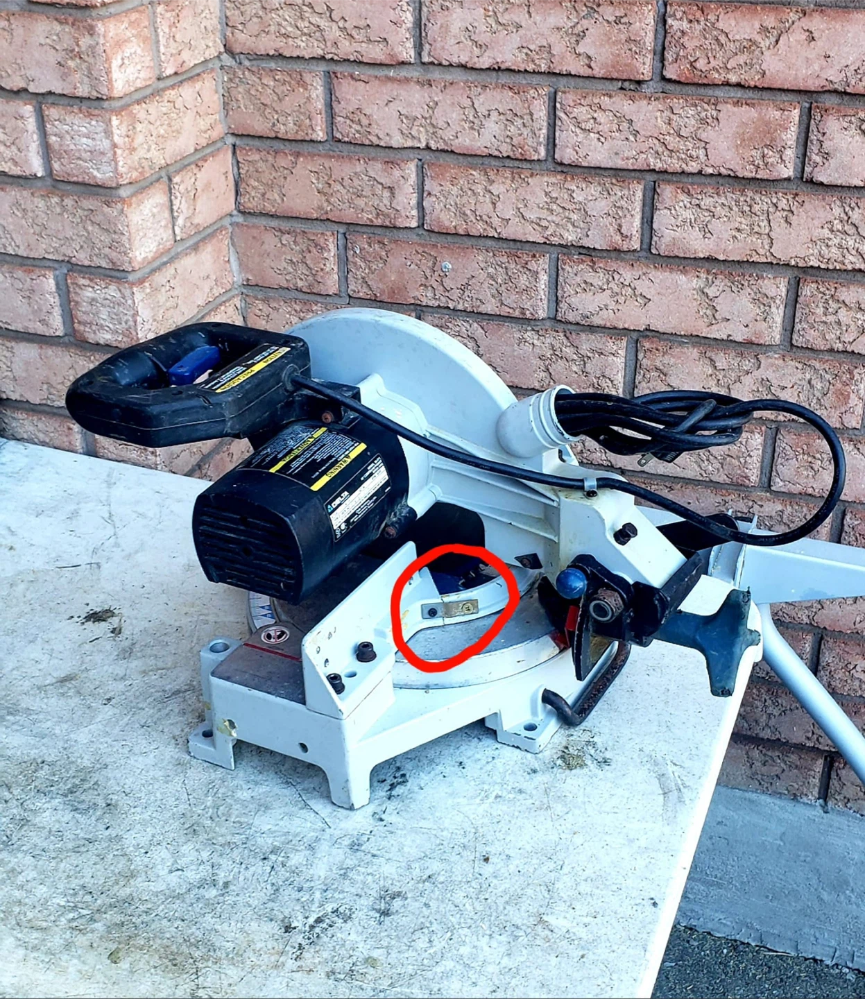 Delta Compound Miter Saw - photo 2