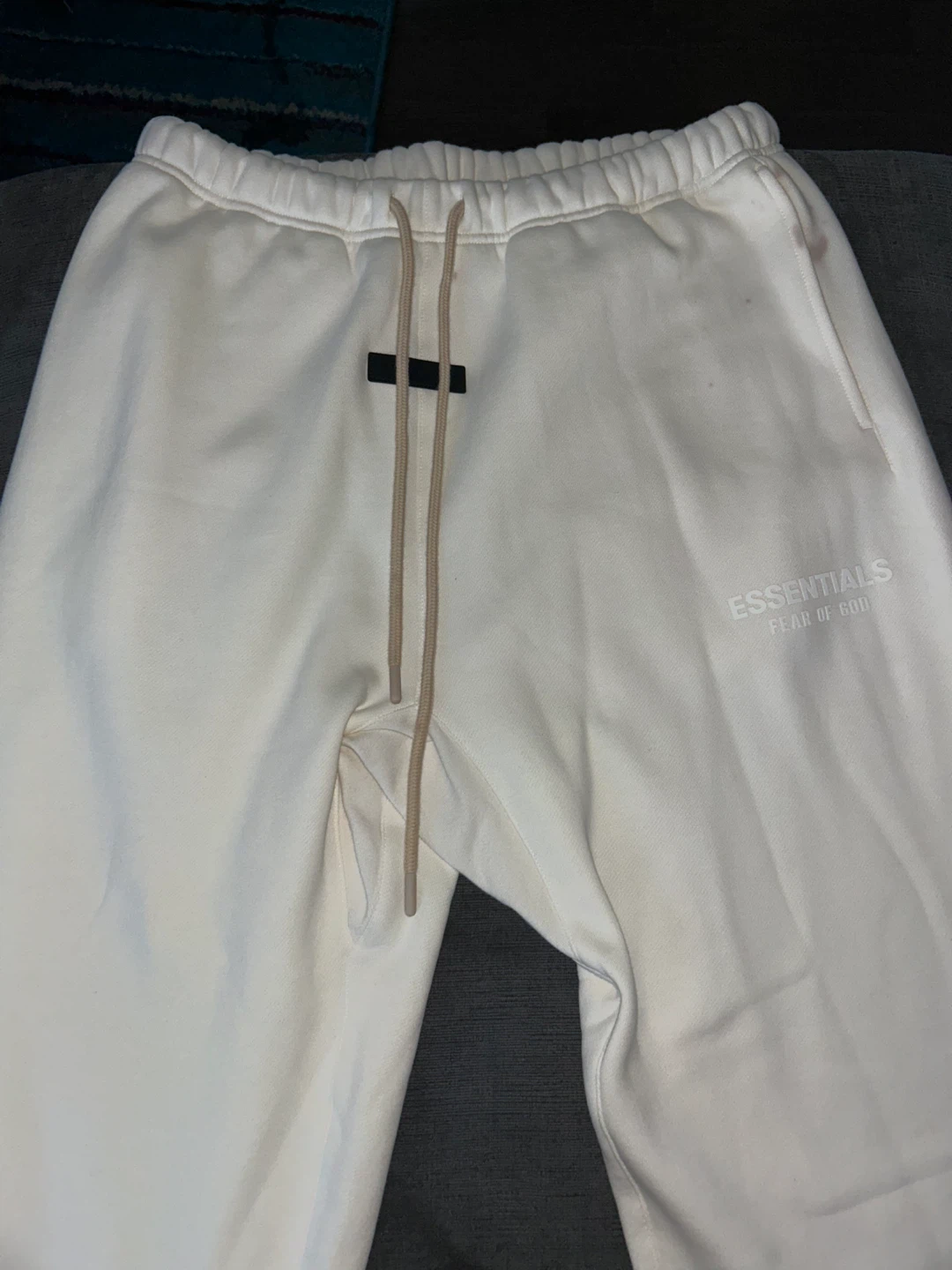 Essentials Fear of God Cream Hoodie and Sweatpants Set - photo 2