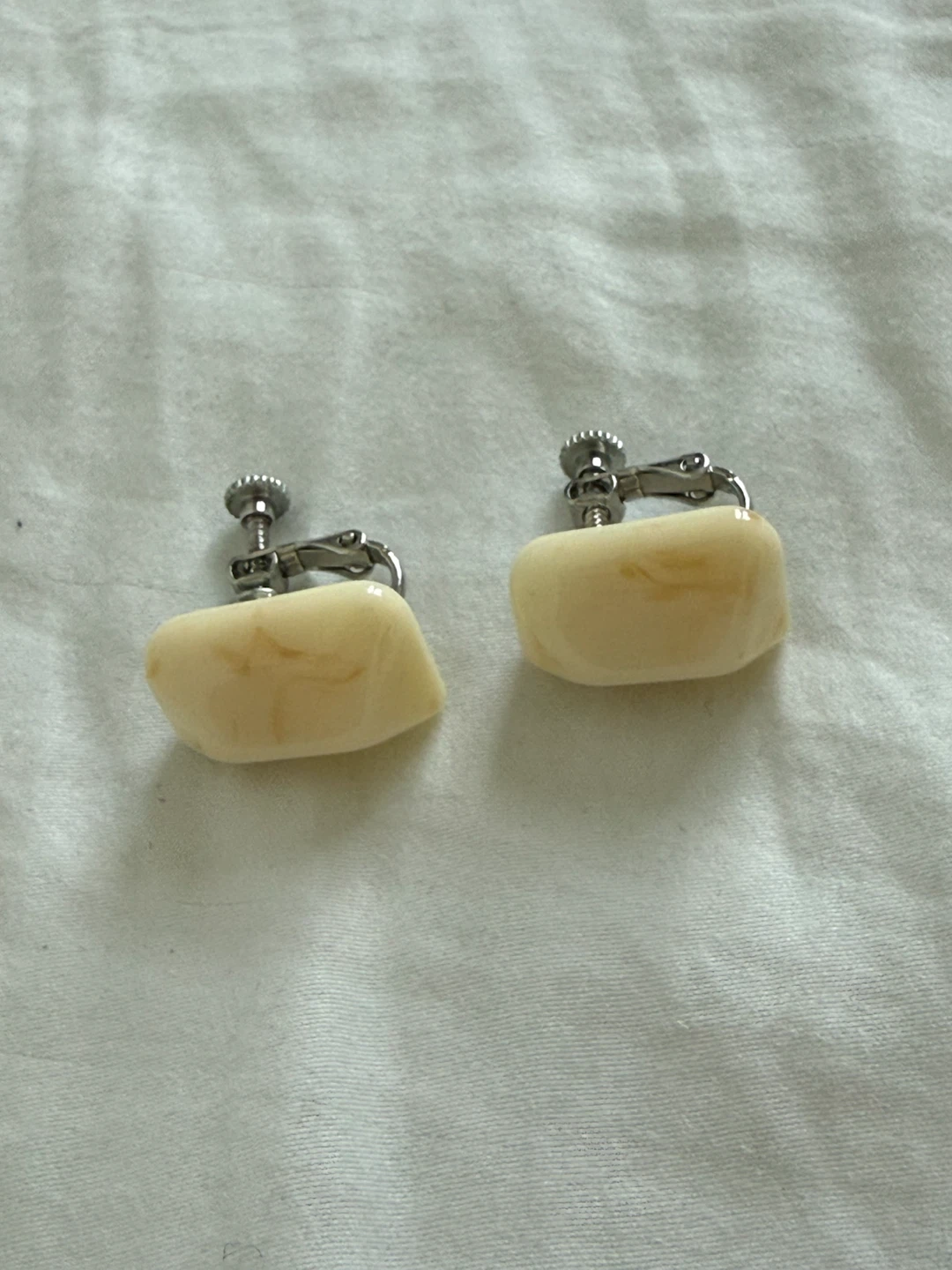 Clip-On Earrings ($2/pair; $10/7 pairs) - photo 4