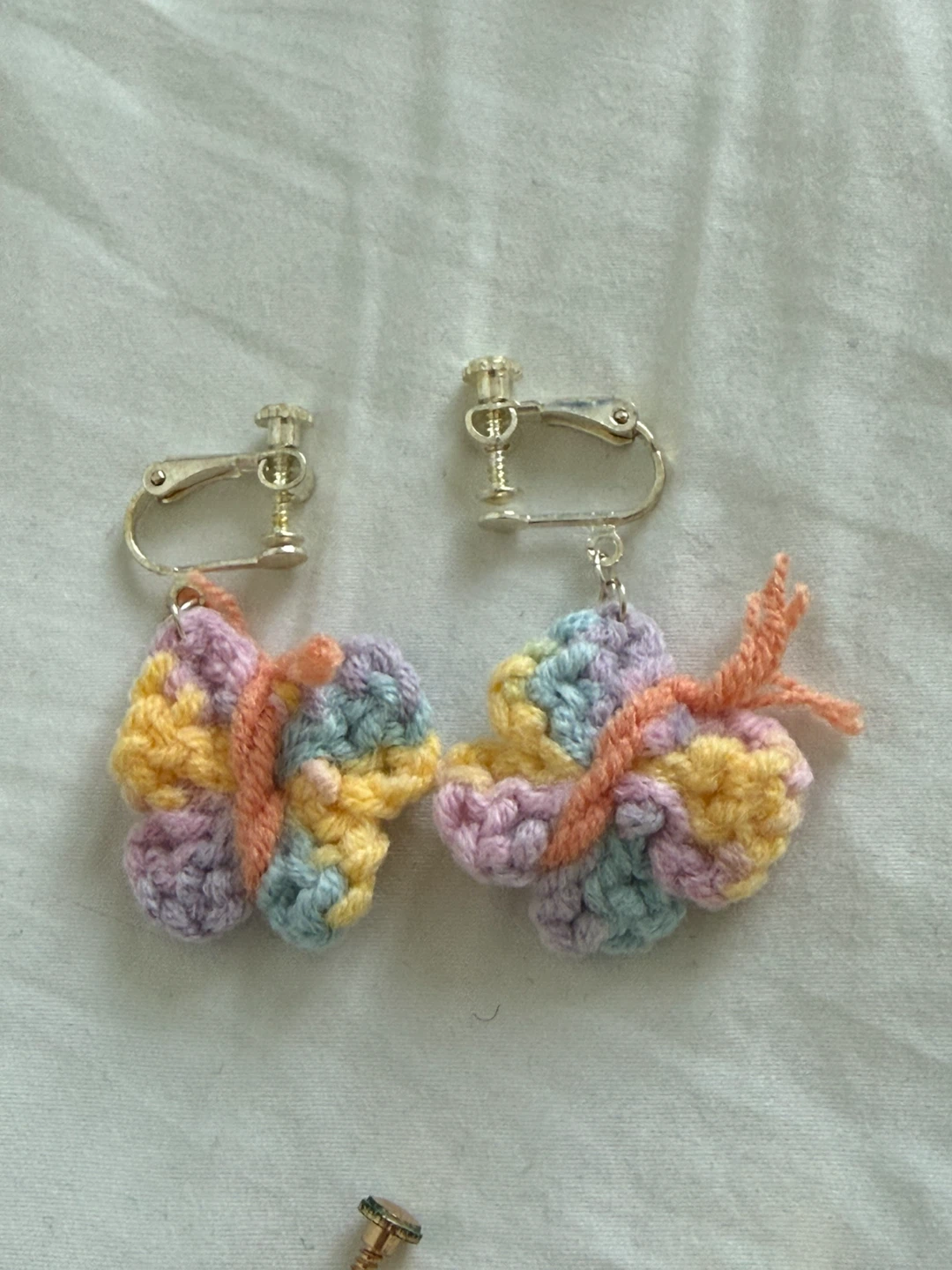 Clip-On Earrings ($2/pair; $10/7 pairs) - photo 5