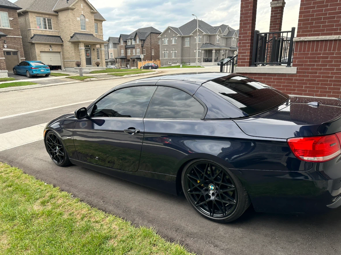 Dark Blue BMW 3 Series Convertible - photo 2