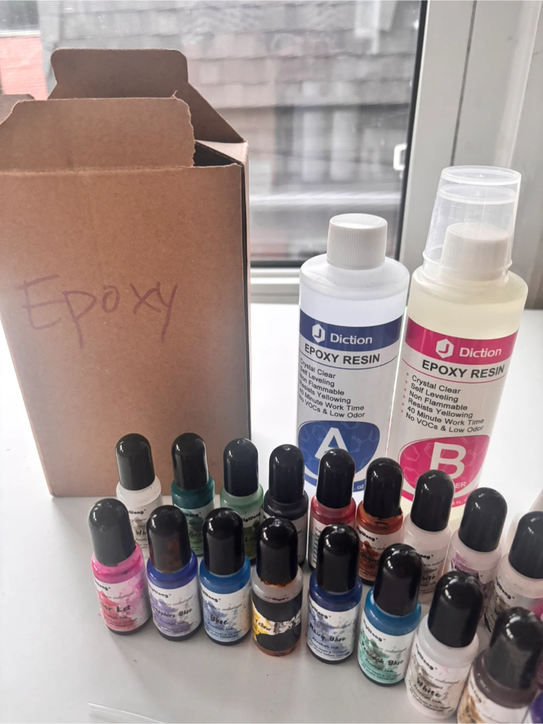 Diction Epoxy Resin with 18 Alcohol Inks - photo 2