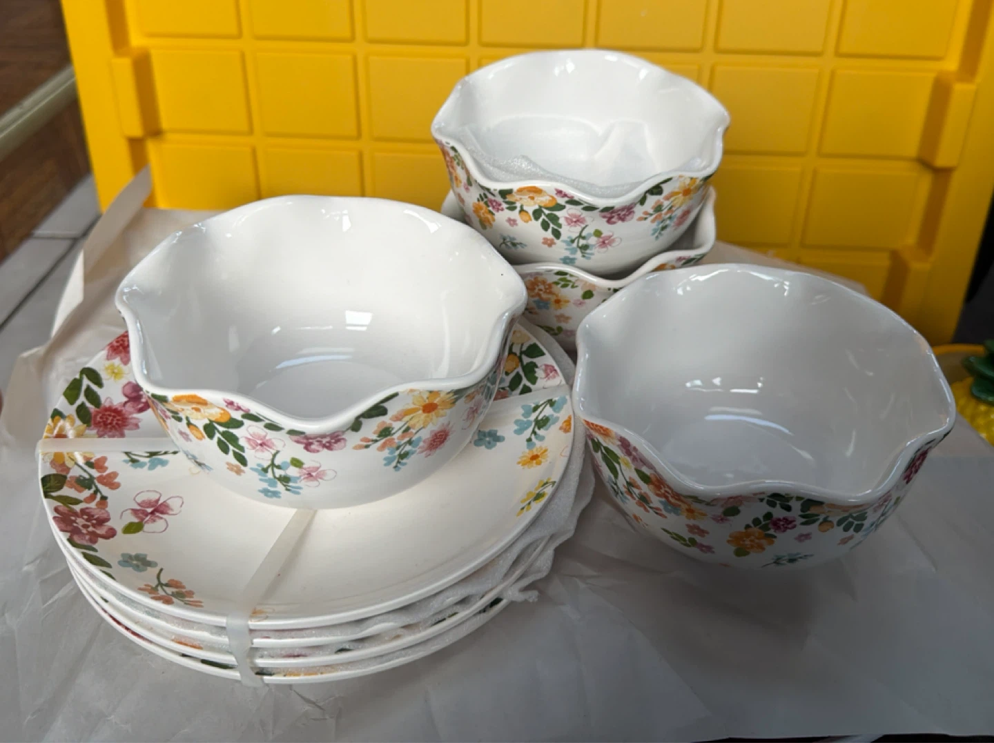 Floral Serving Bowls and Plate Set - photo 2