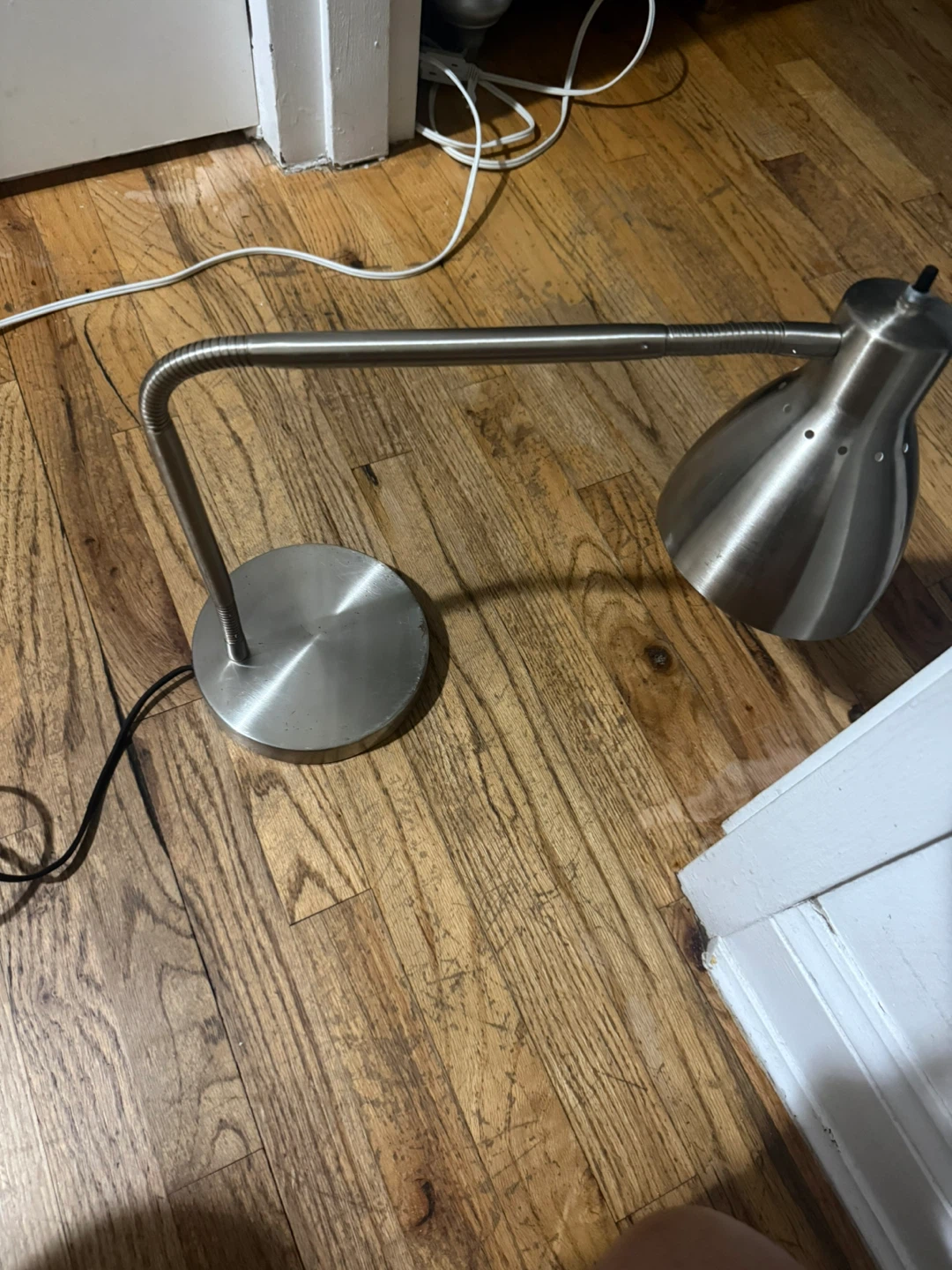 Adjustable Gooseneck Desk Lamp - photo 3