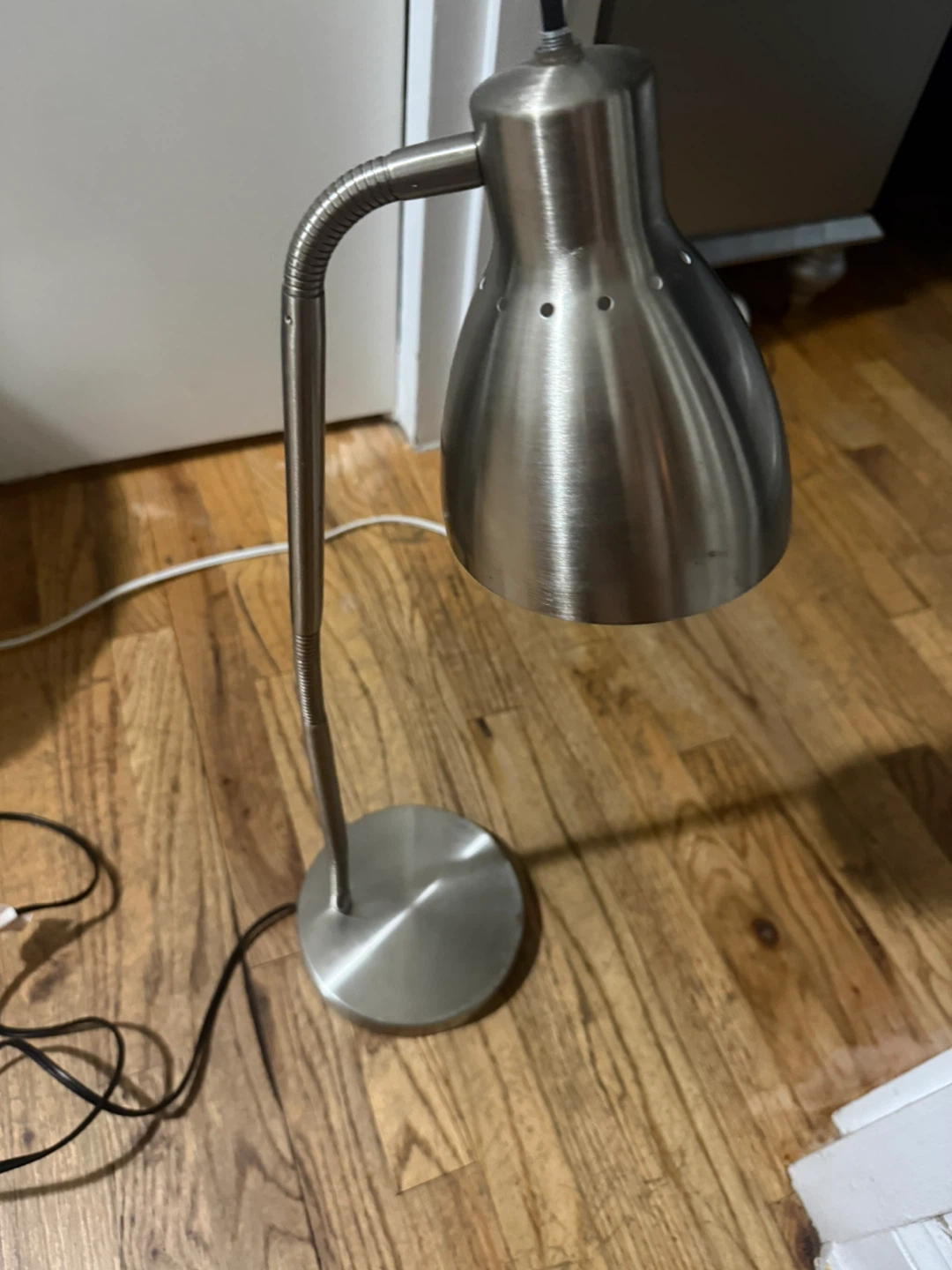 Adjustable Gooseneck Desk Lamp - photo 4