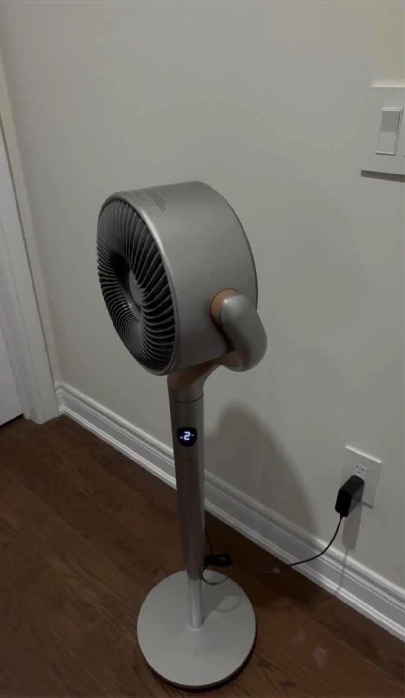 Dreo Quiet Oscillating Fan with RGB light - photo 4