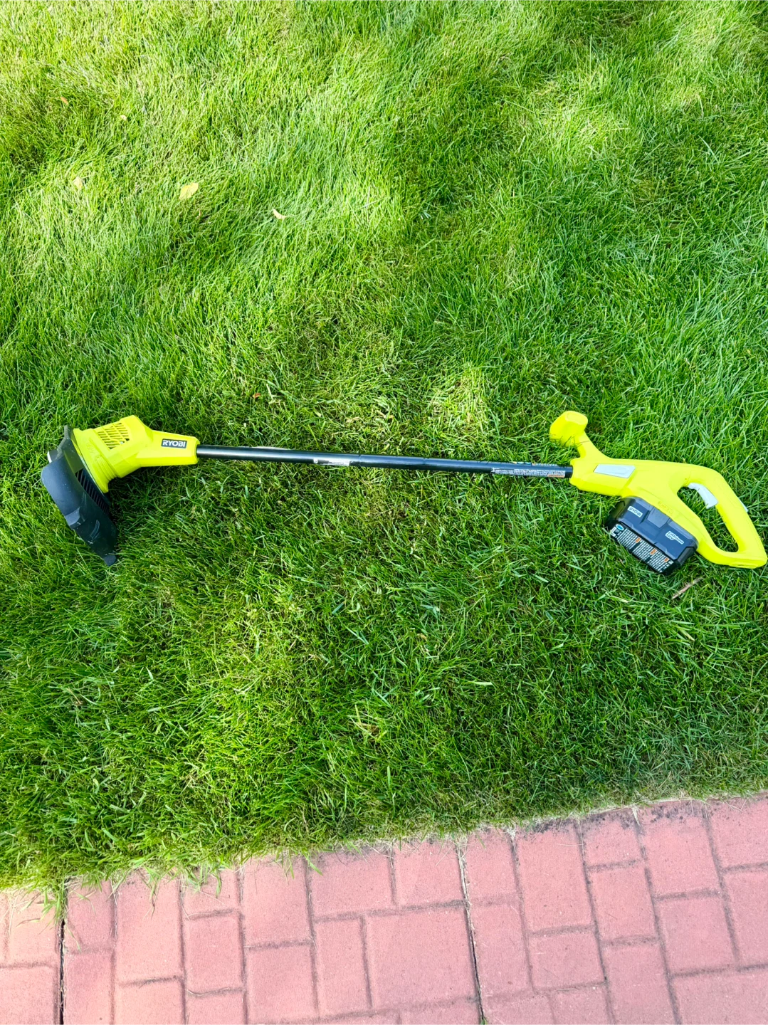 Ryobi 18V Cordless String Trimmer P115