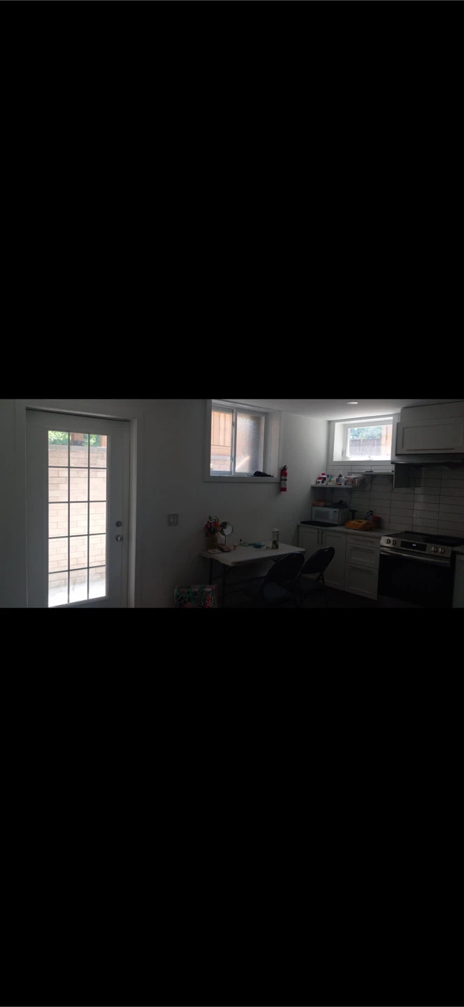 FOR RENT – 1 Bedroom (near U of T Scarborough) - photo 5