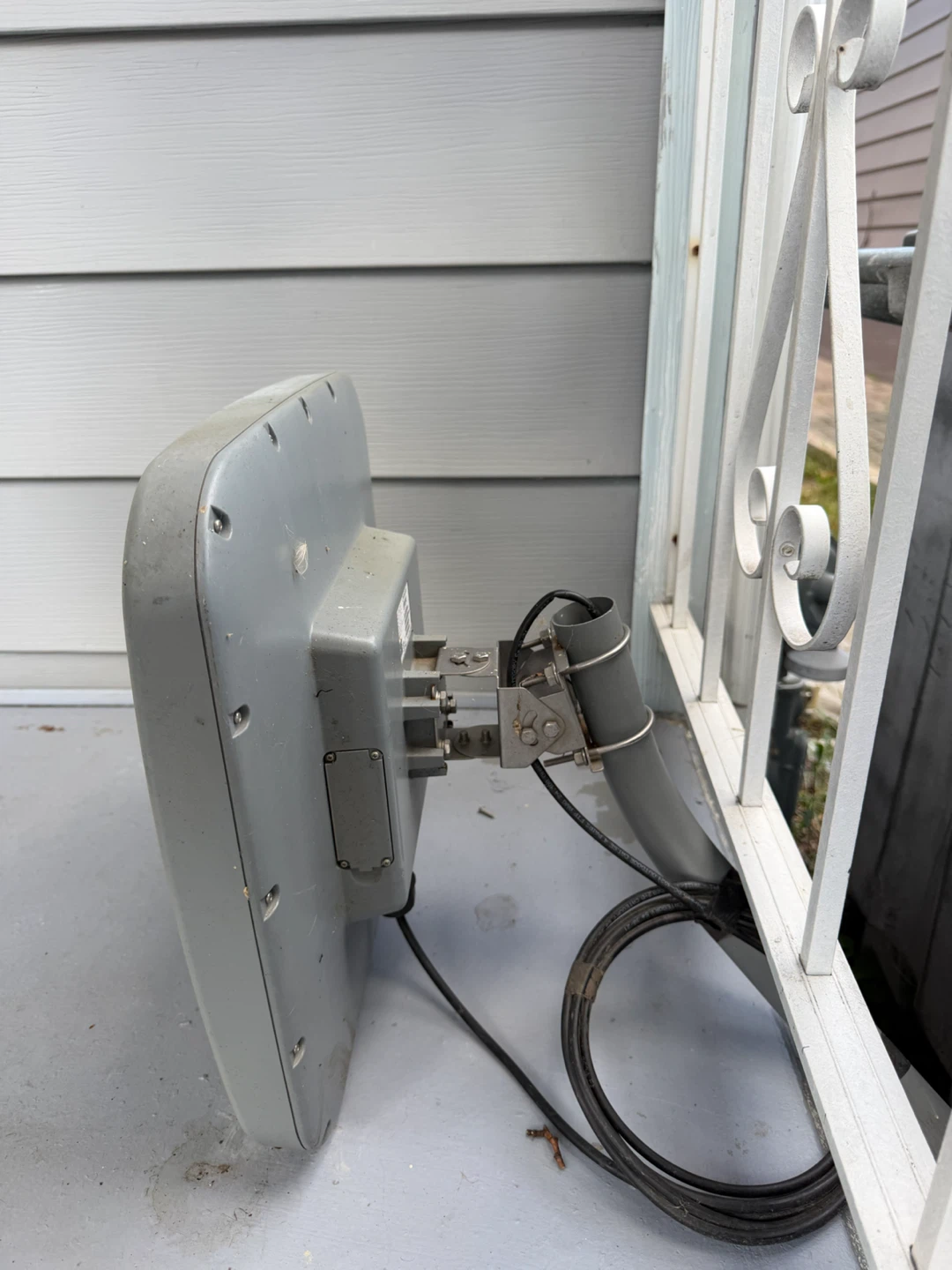 Rogers 5G Outdoor FWA RGN1202