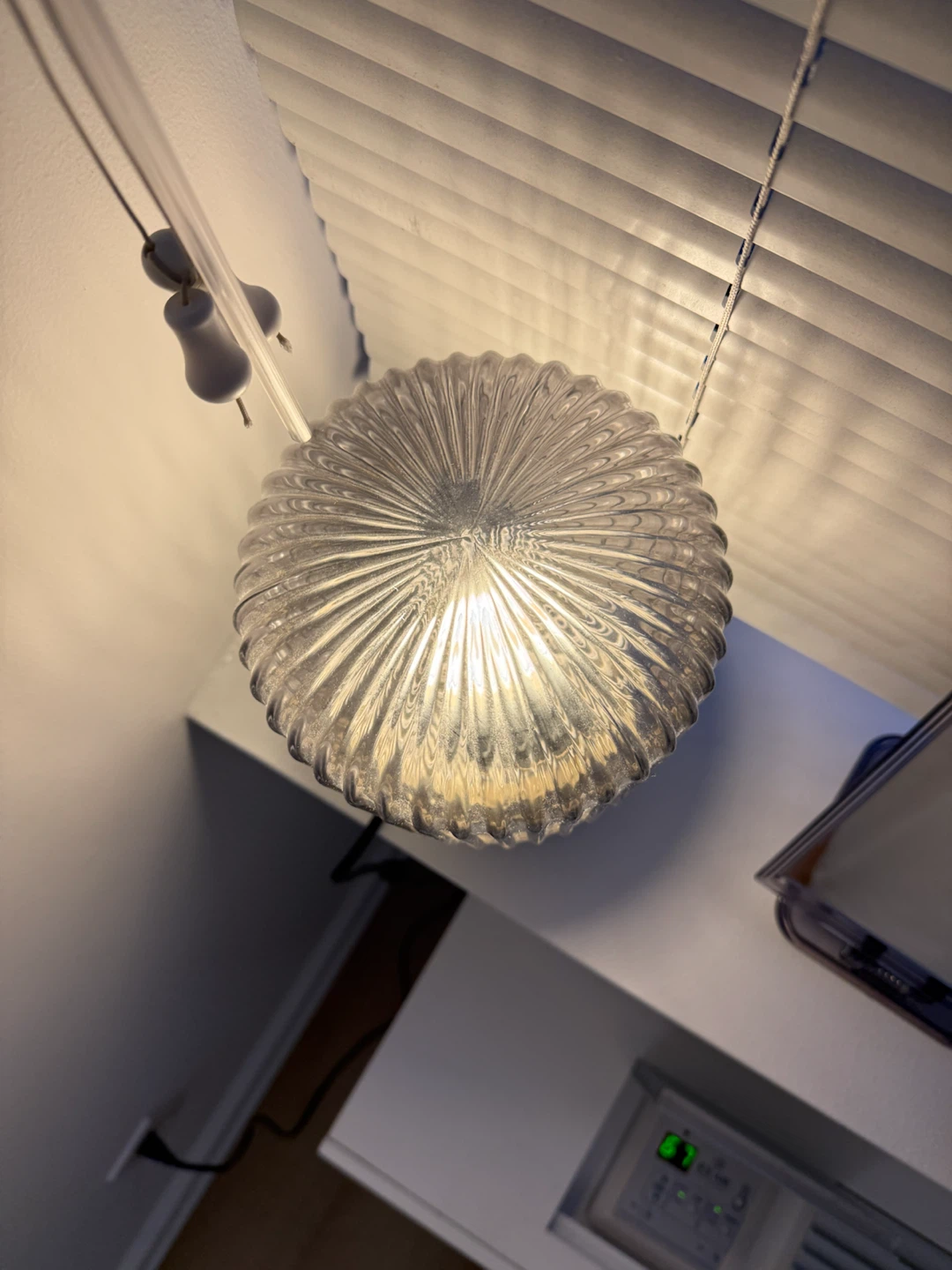 Glass Fluted Table Lamp with Gold Base from Ikea - photo 2