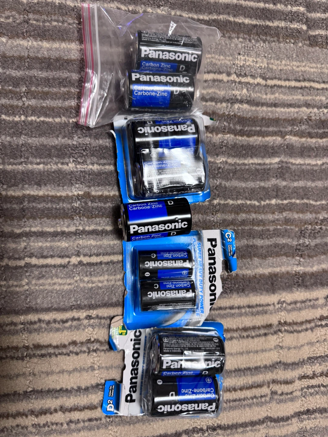 Panasonic D Carbon Zinc Batteries - photo 2