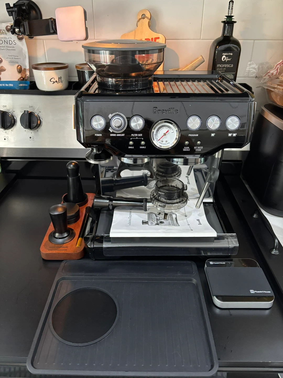 Breville Barista Express Espresso Machine - Black - photo 5