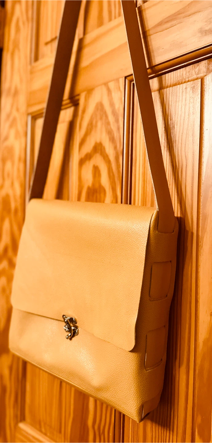 Handmade Tan Genuine Leather Messenger Bag with Zipper Pocket - photo 2