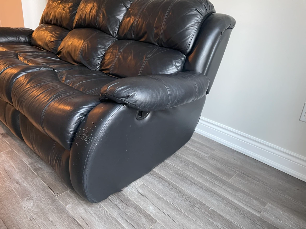 Black Leather Reclining Sofa - photo 2
