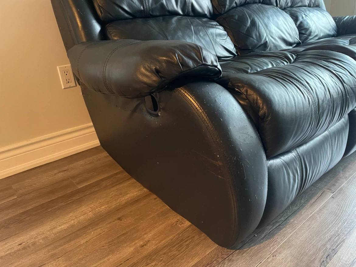 Black Leather Reclining Sofa - photo 3