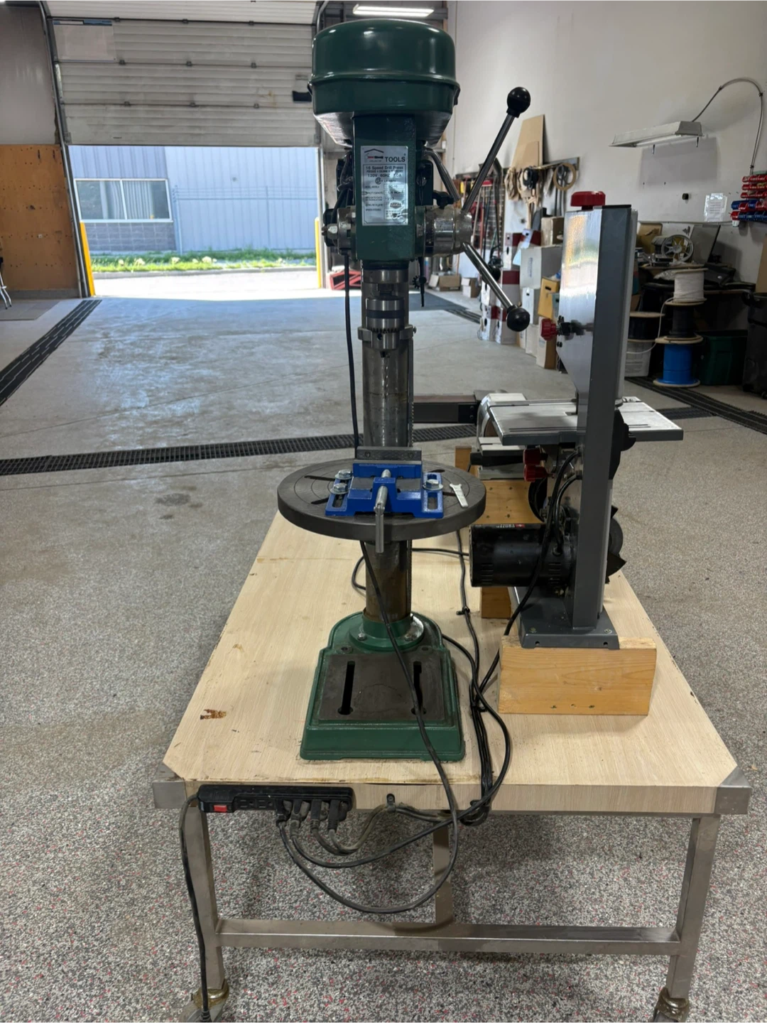 HOUSE OF TOOLS 16-SPEED FLOOR DRILL PRESS + VISE - photo 2