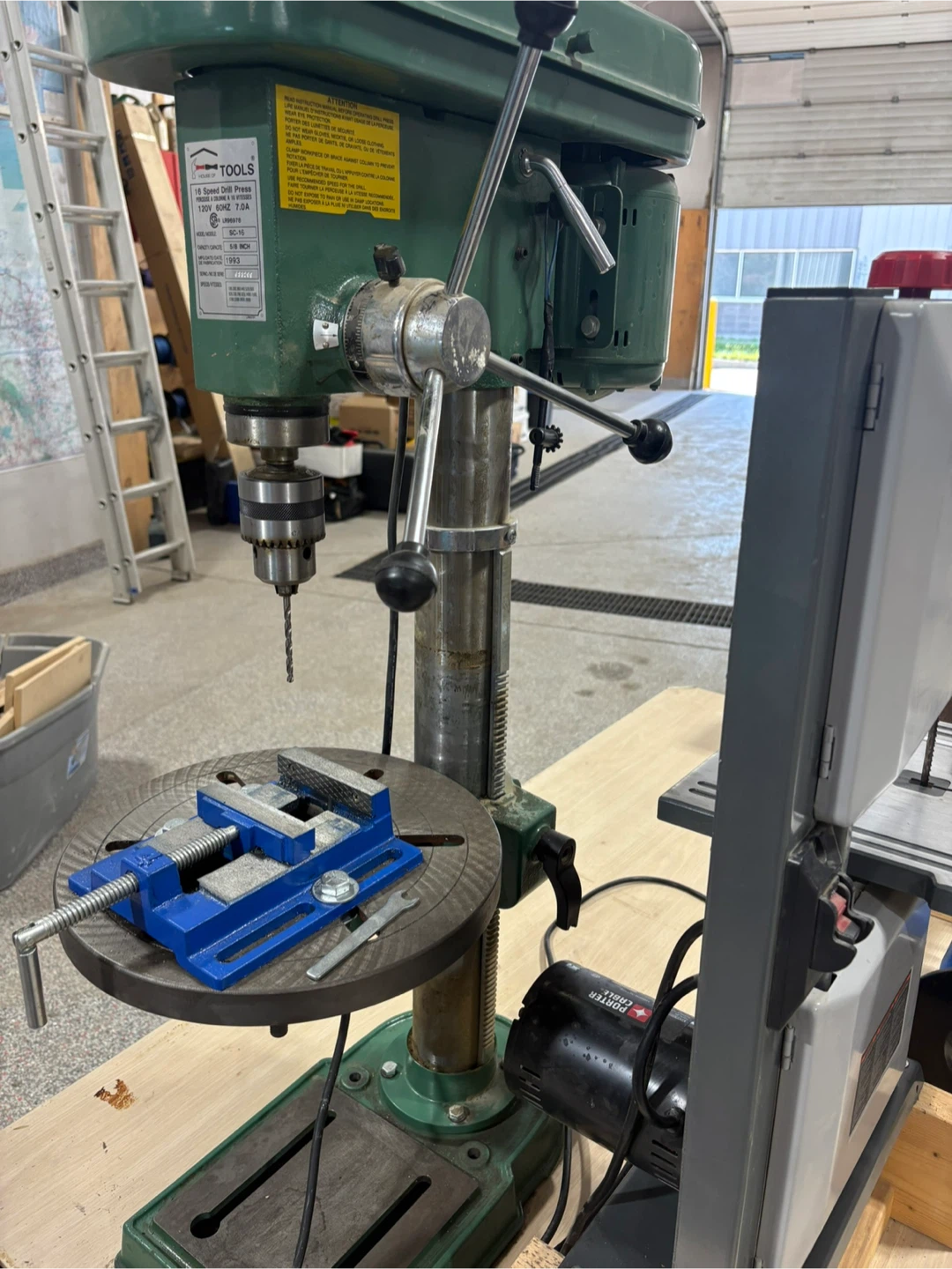 HOUSE OF TOOLS 16-SPEED FLOOR DRILL PRESS + VISE - photo 3