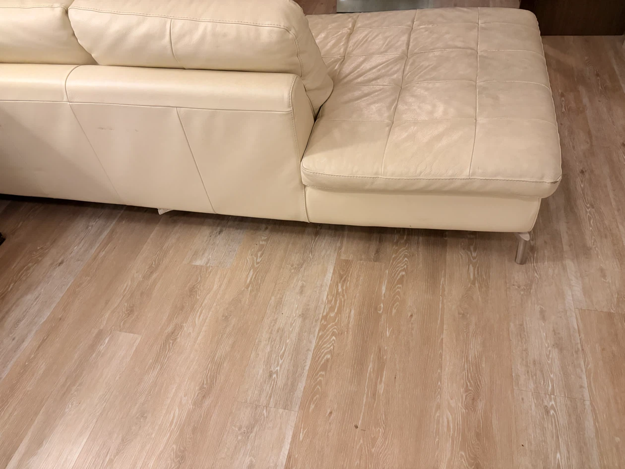 Natuzzi Leather Sectional Sofa – Cream/Off-White - photo 3