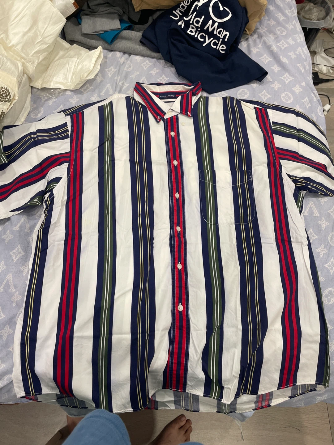Bundle of Men's Button-Up Shirts - photo 3
