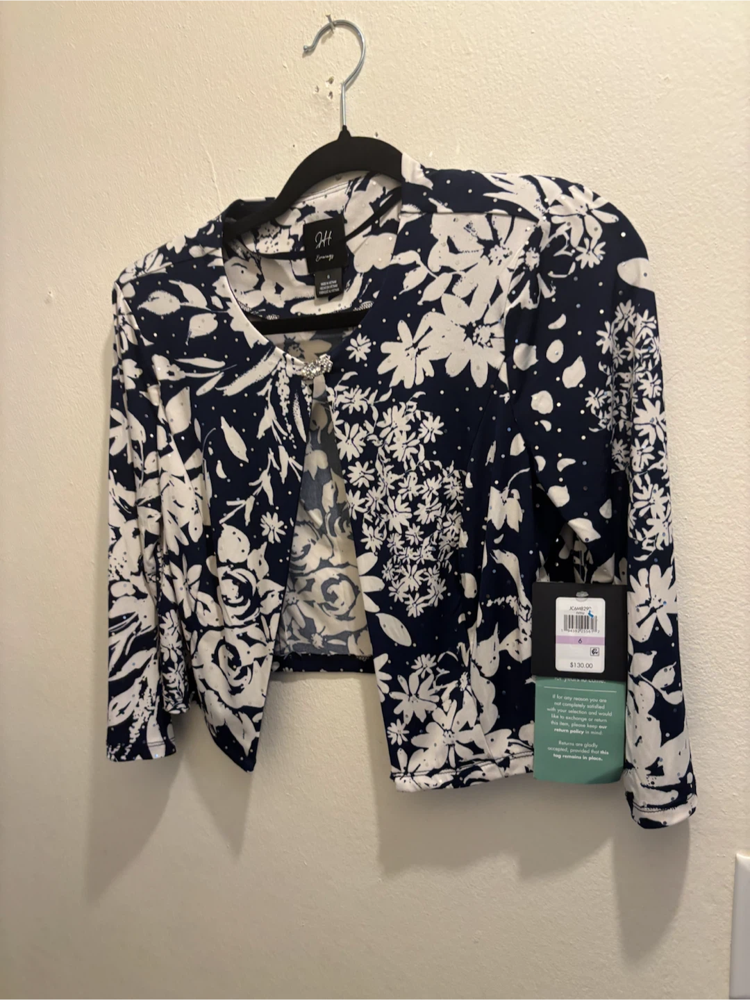 BRAND NEW-Petite Jacket Size 6