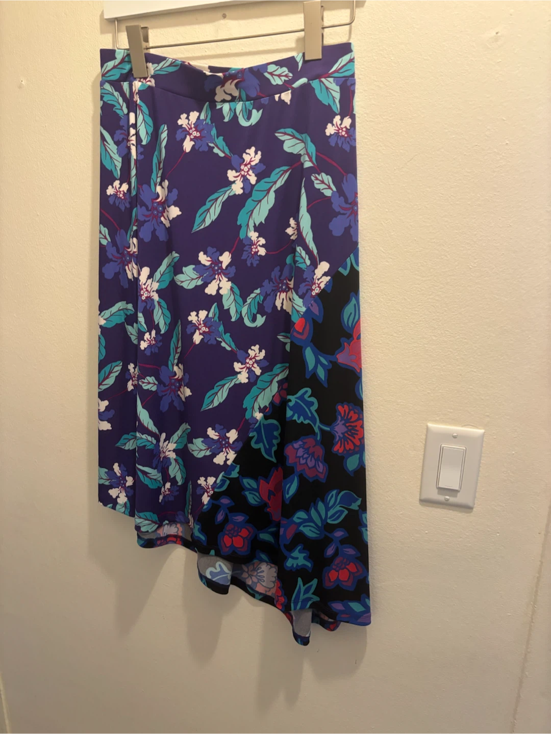 New-Size Small Floral Print Asymmetrical Hem Skirt