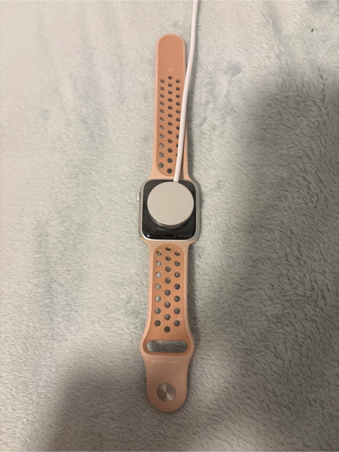 Apple Watch Series 5 44mm with Pink Nike Sport Band - photo 3