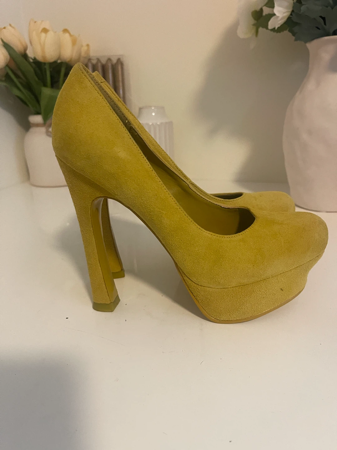 Kelsi Dagger Yellow Suede Platform Heels - photo 4