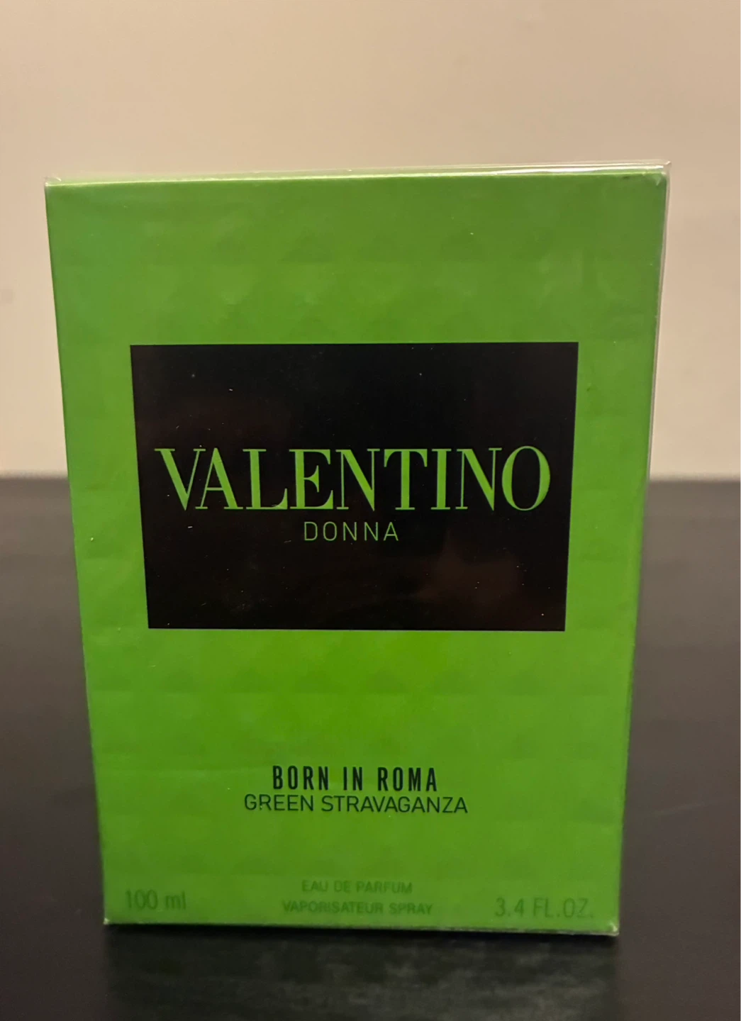 Valentino Donna Born in Roma Green Stravaganza
