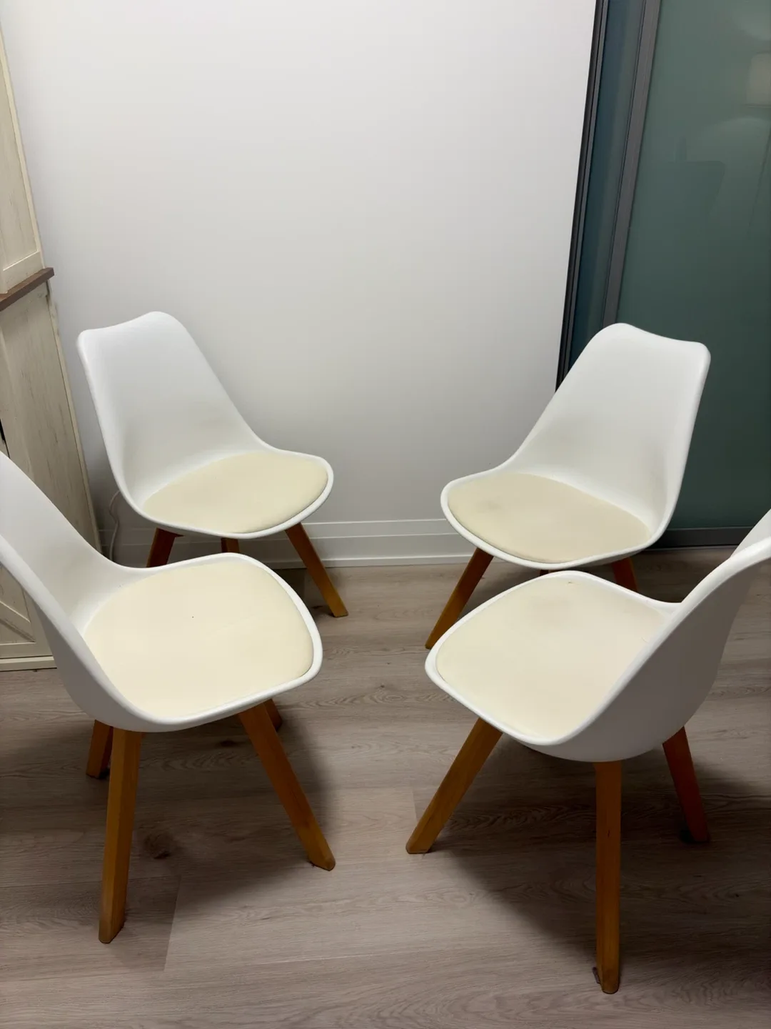 White Dining Chairs with Wood Legs (Set of 4)