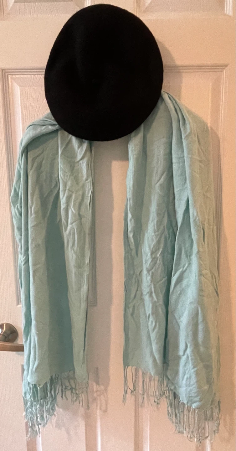 Black Beret and Light Blue / Green  Pashmina Set (pre-loved)