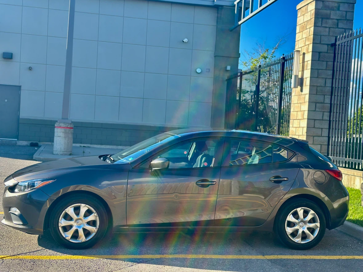 2016 Mazda 3 Hatchback / Safety Certified - photo 4