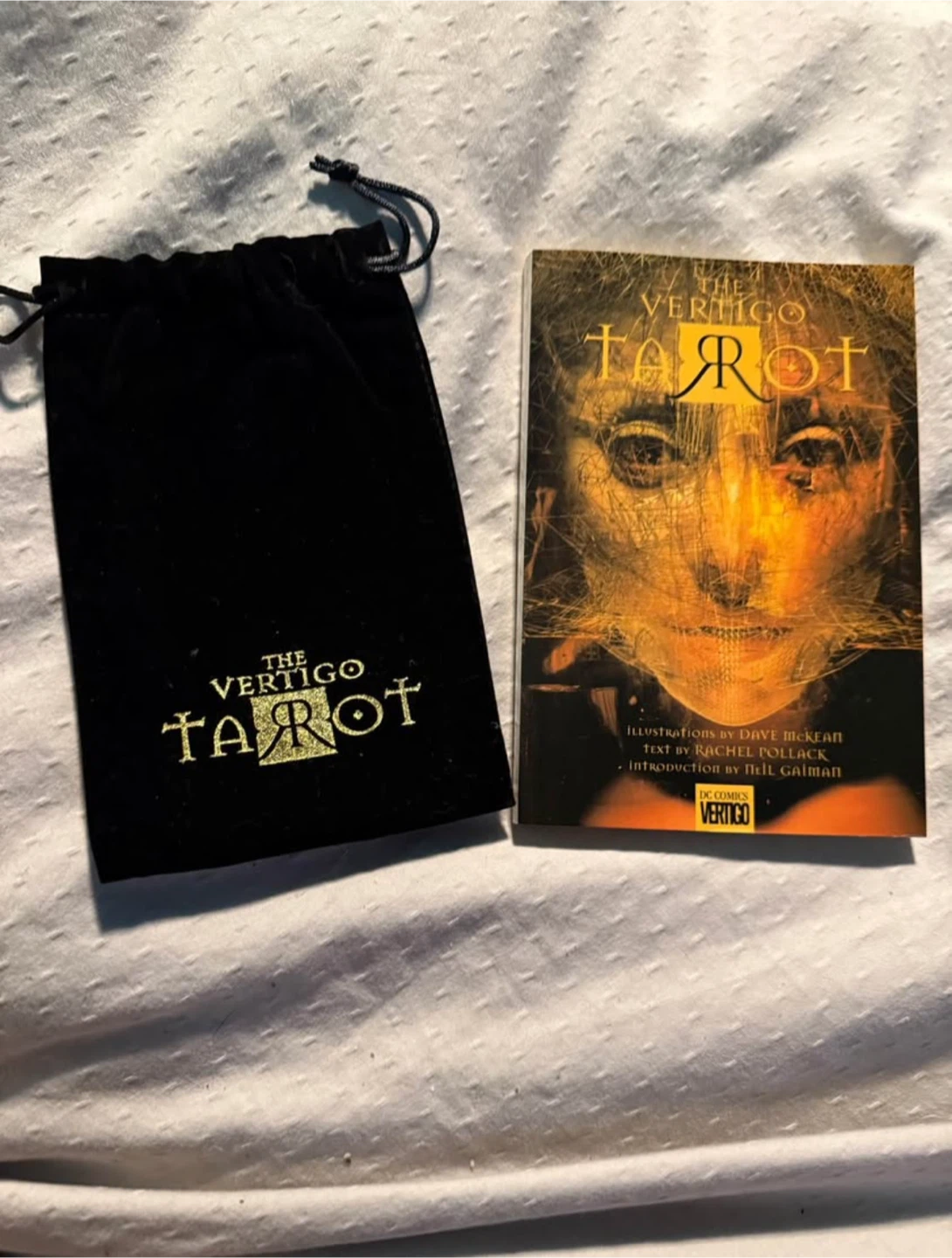 20th Anniversary Vertigo Tarot Card Gift Set - photo 2