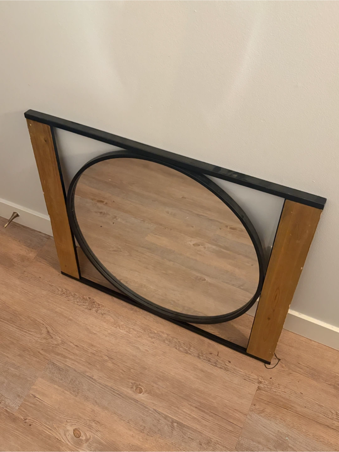 Oval Wall Mirror - photo 2
