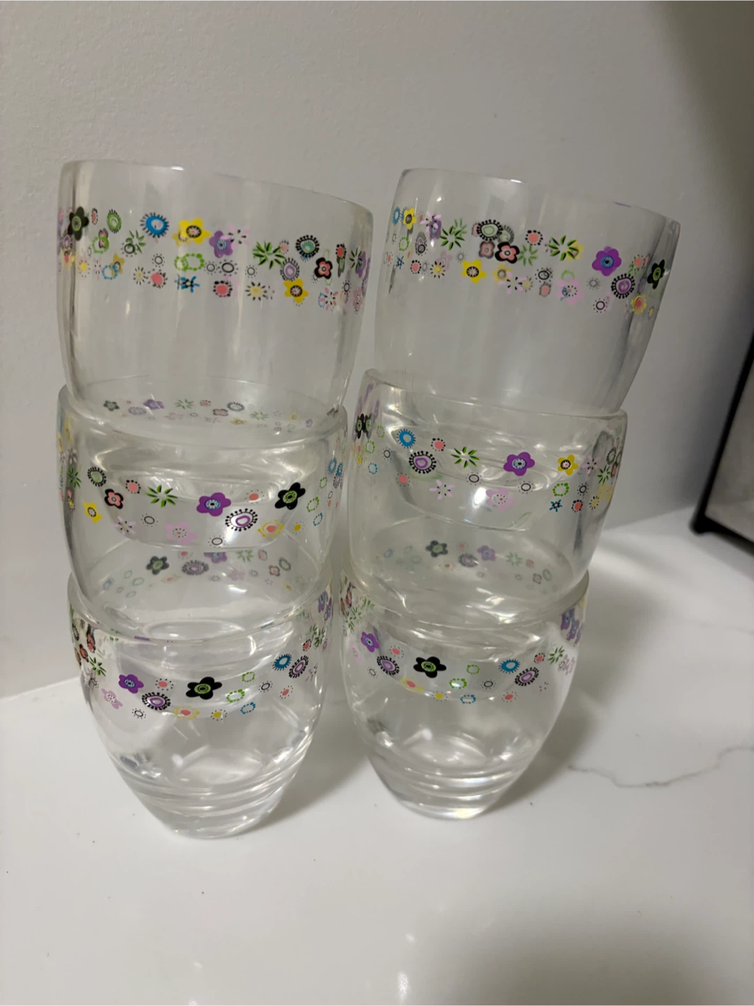 Set of 6 clear glasses with floral pattern