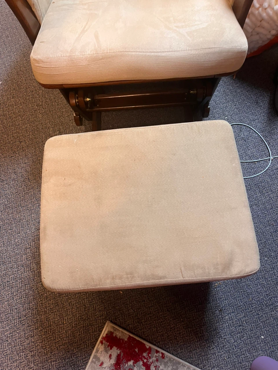 Cream Glider Chair and Ottoman Set - photo 3