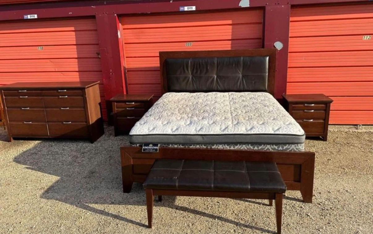 King bed furniture set