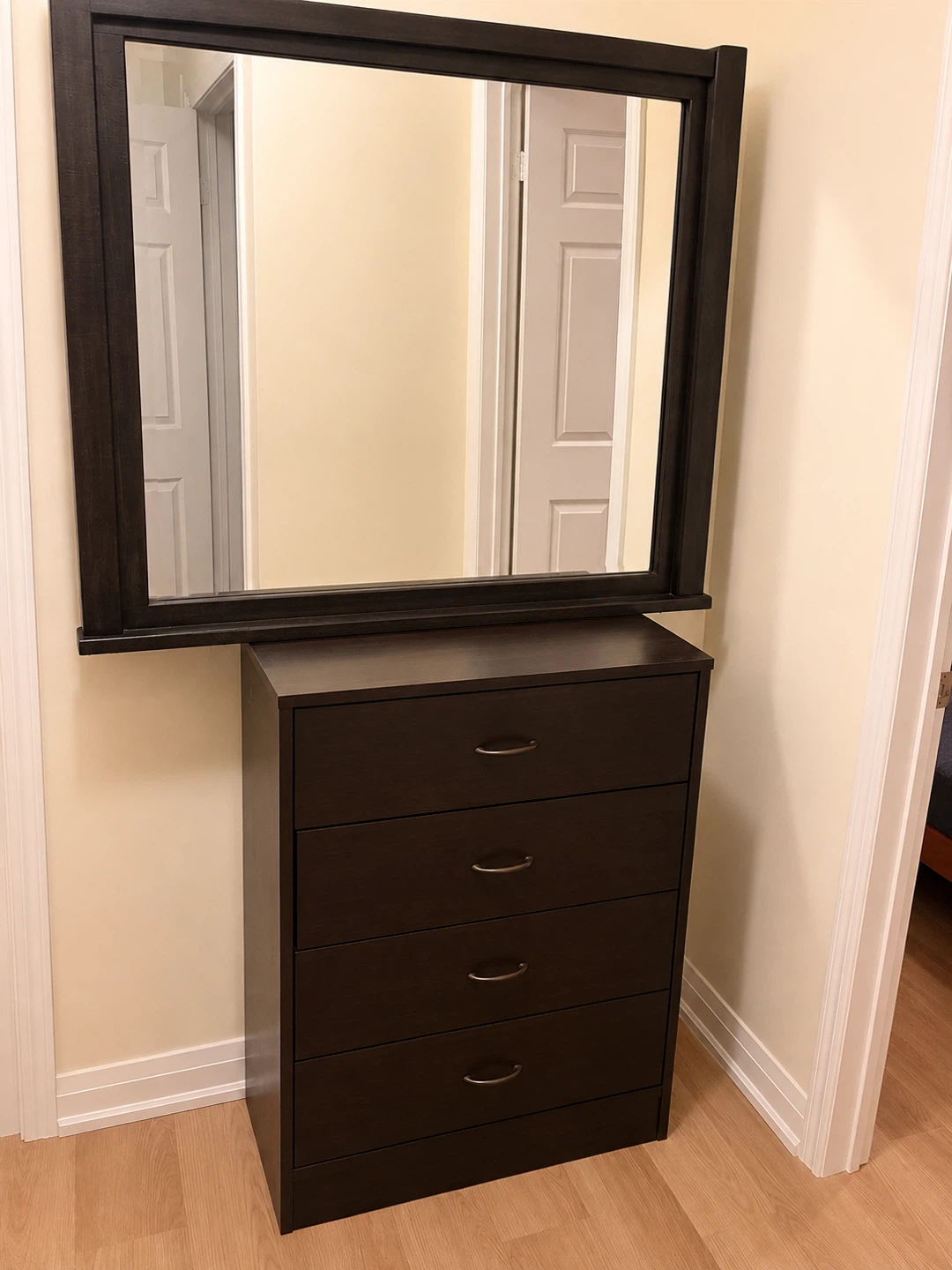 Dark Wood 4-Drawer Dresser with Mirror