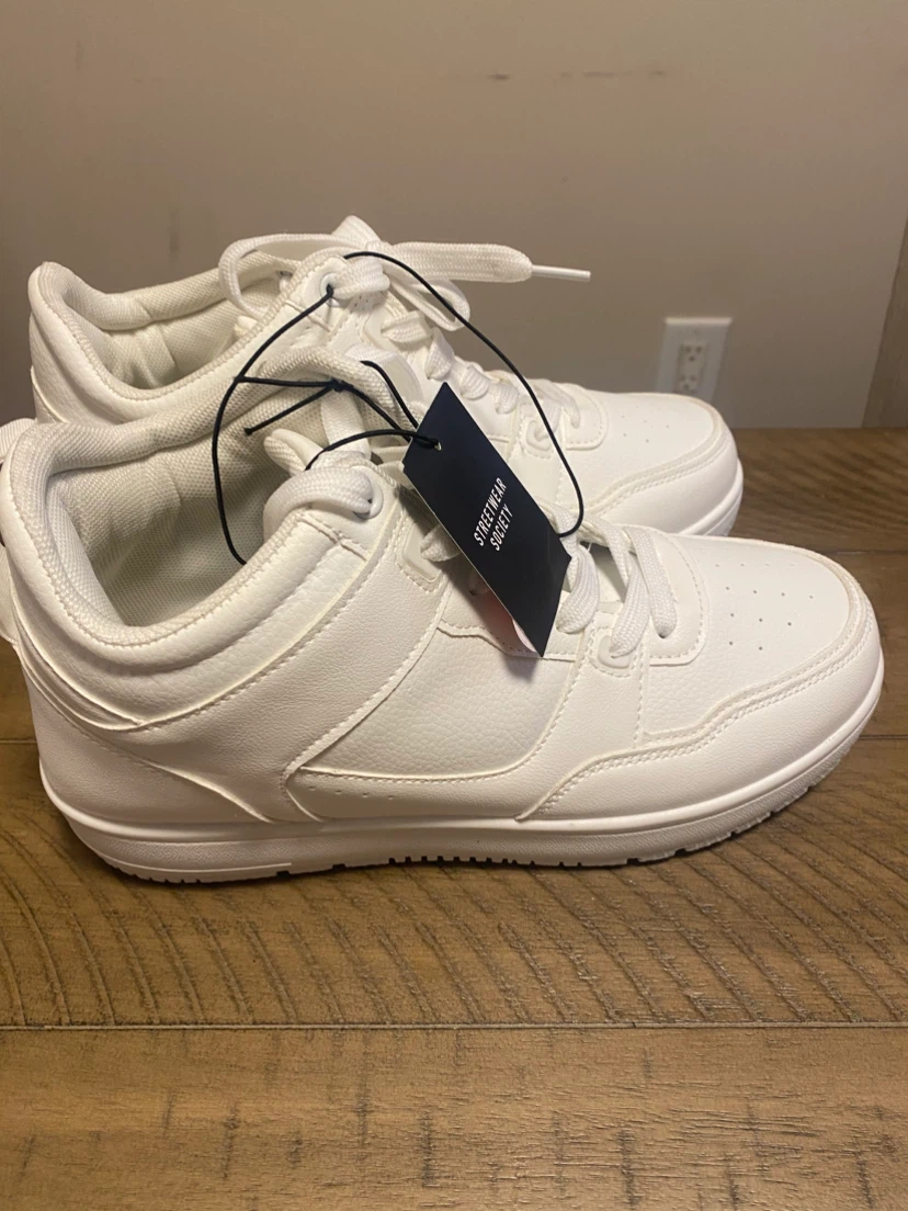 Streetwear Society White Sneakers size 10