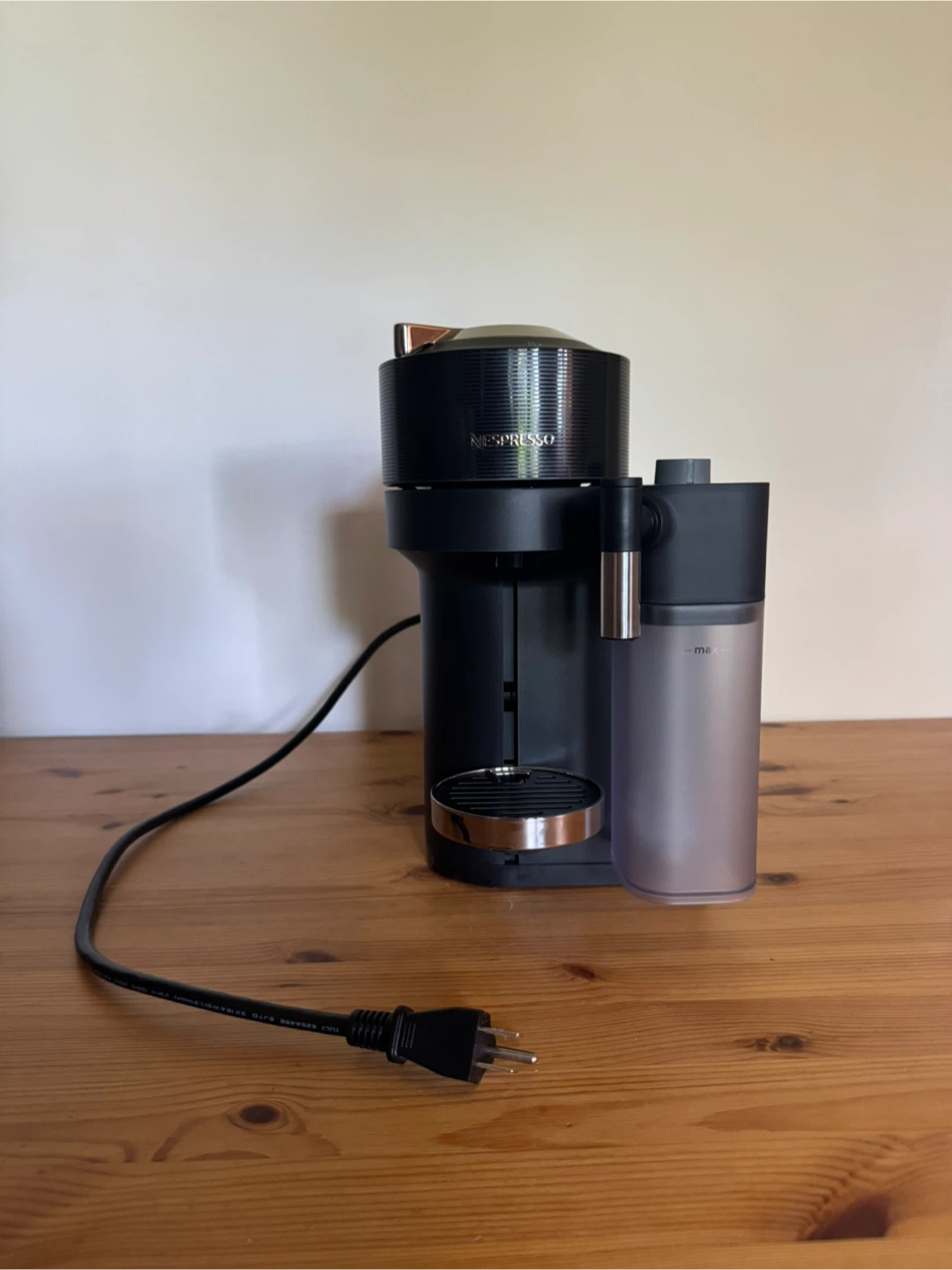 Nespresso Vertuo Lattissima - photo 2