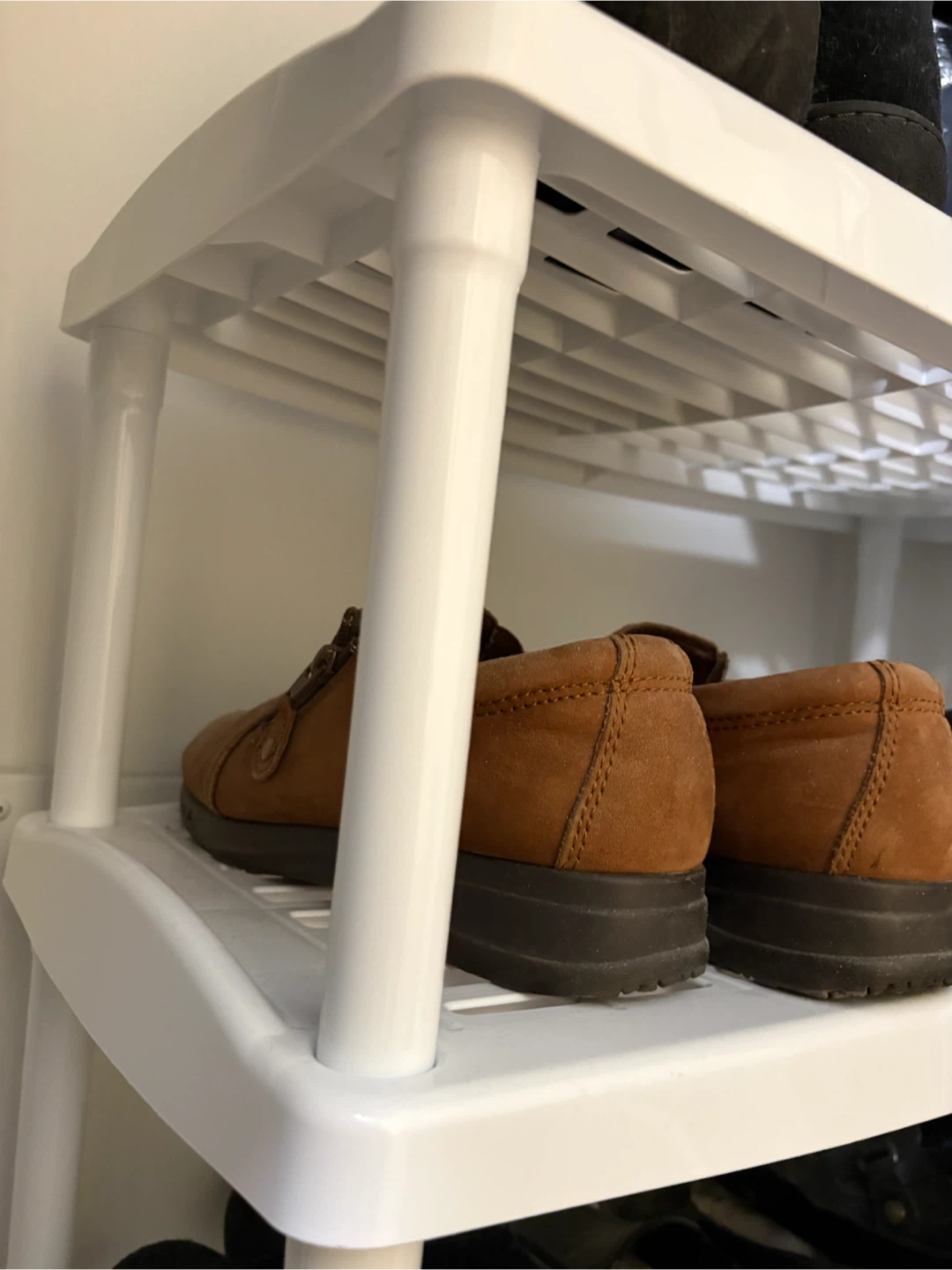 3-Tier White Plastic Shoe Rack - photo 3