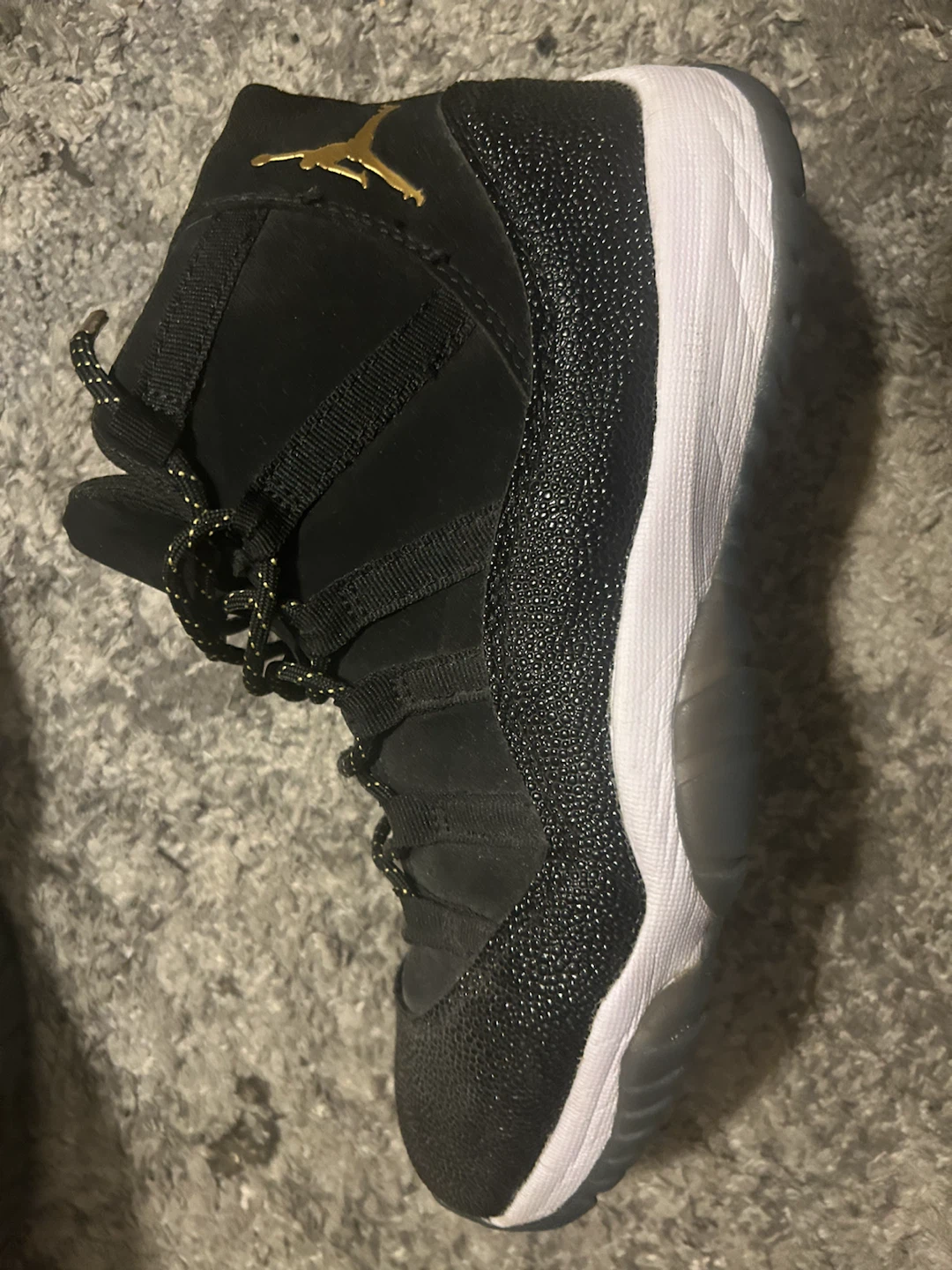 Air Jordan 11 Retro Sneakers - photo 2