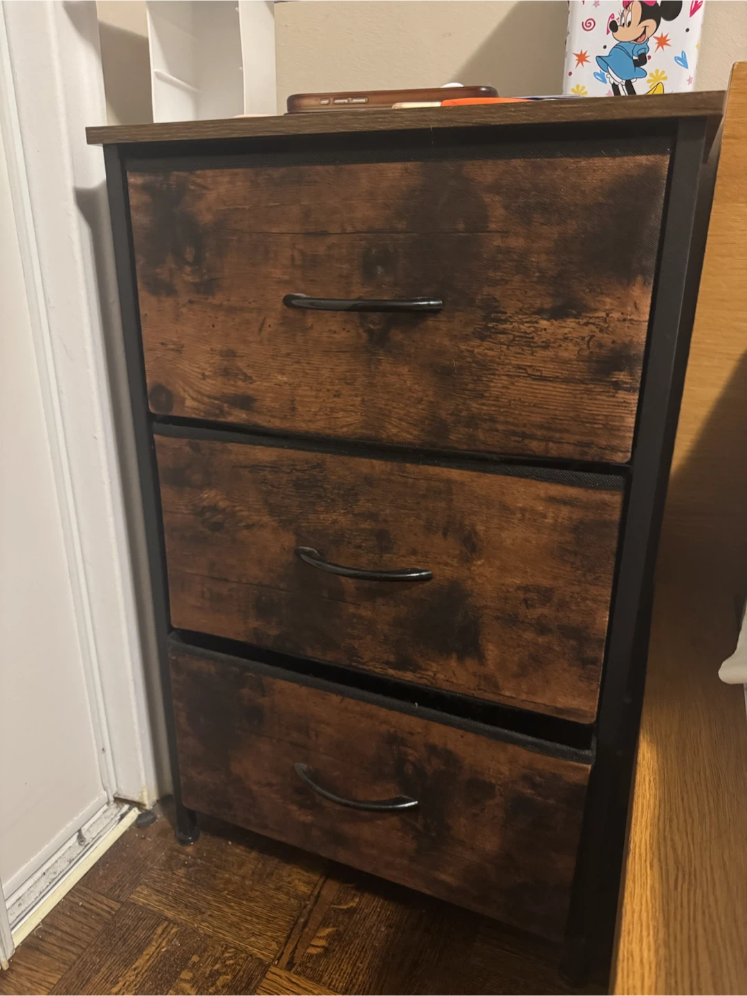 3 Drawer Dresser (2 pcs) 40$ each 70$ for 2
